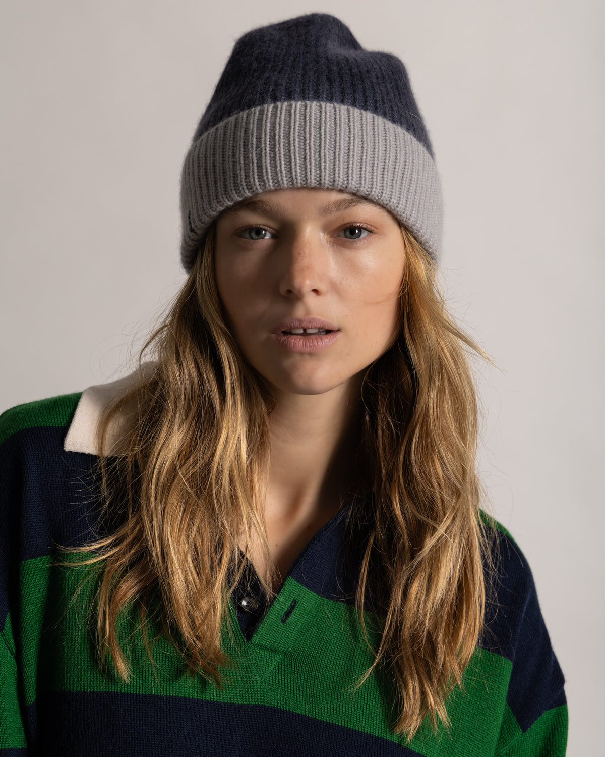 Deep Bonnets BONNET DEEP DYE ARDOISE – Koon Cachemire